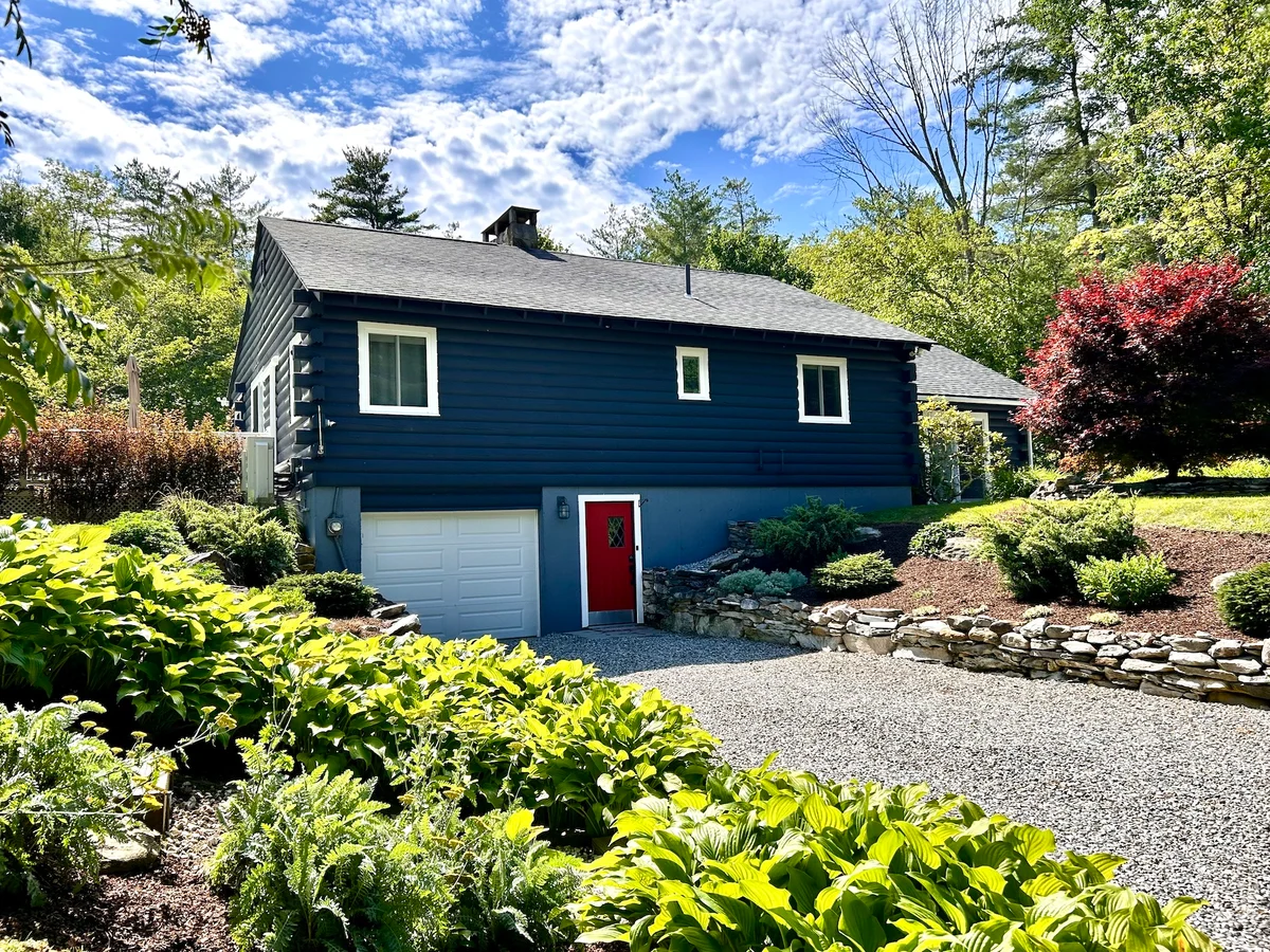 Home in Alford property photo 2
