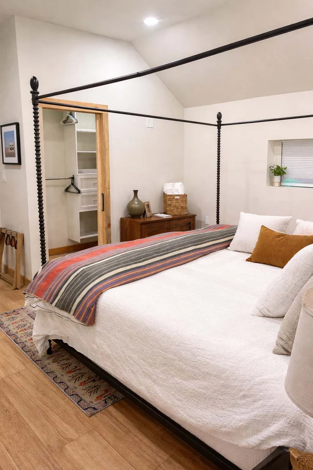 Bedroom image 1