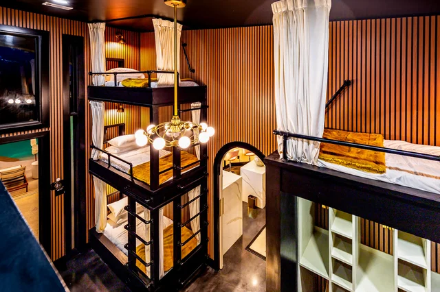 Bedroom image 1