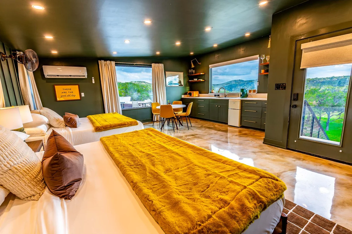 Bedroom image 1