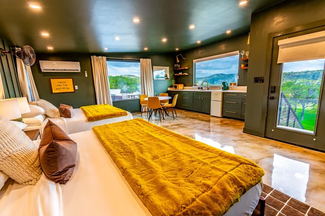 Bedroom image 1