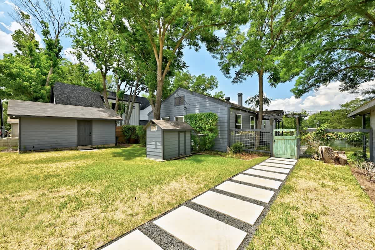 Home property photo 5