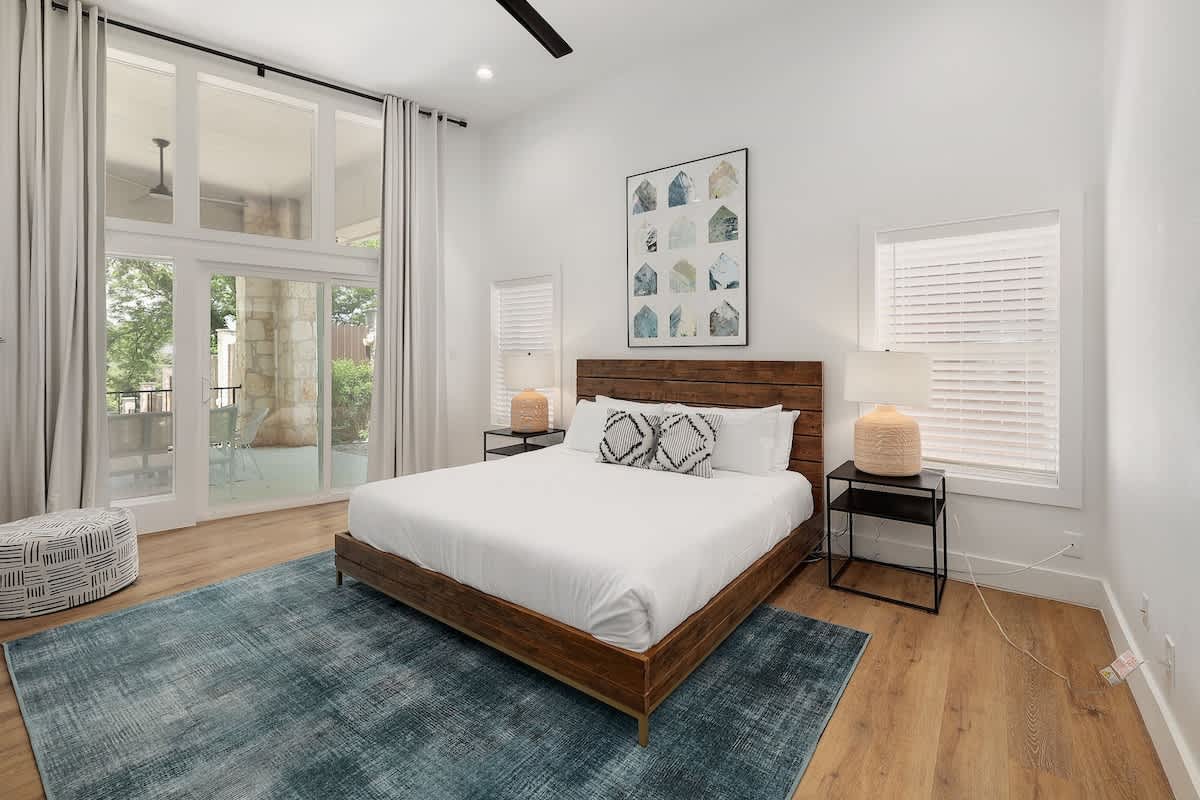 Bedroom image 1