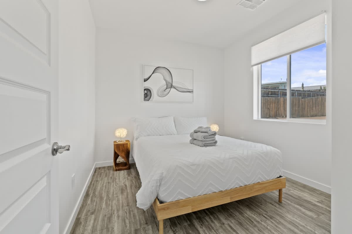 Bedroom image 1
