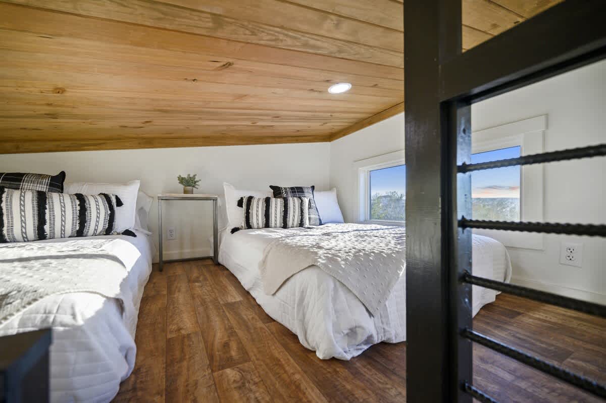 Bedroom image 1