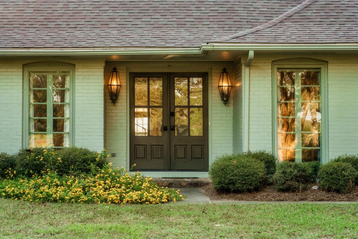 Home in Starkville property photo 2