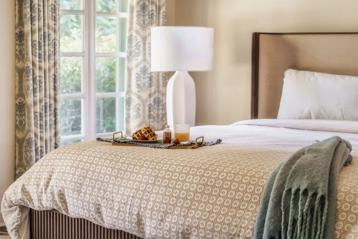 Bedroom image 1