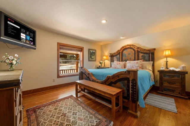 Bedroom image 1