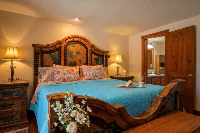 Bedroom image 1