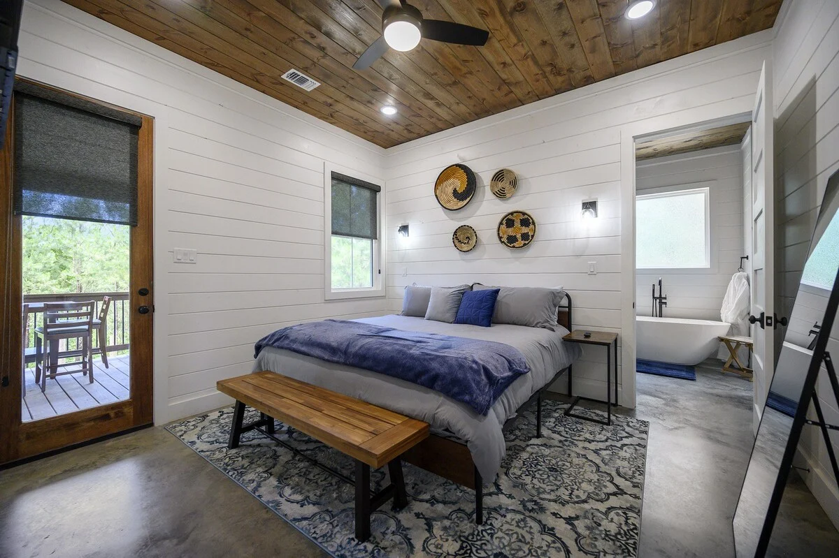 Bedroom image 1