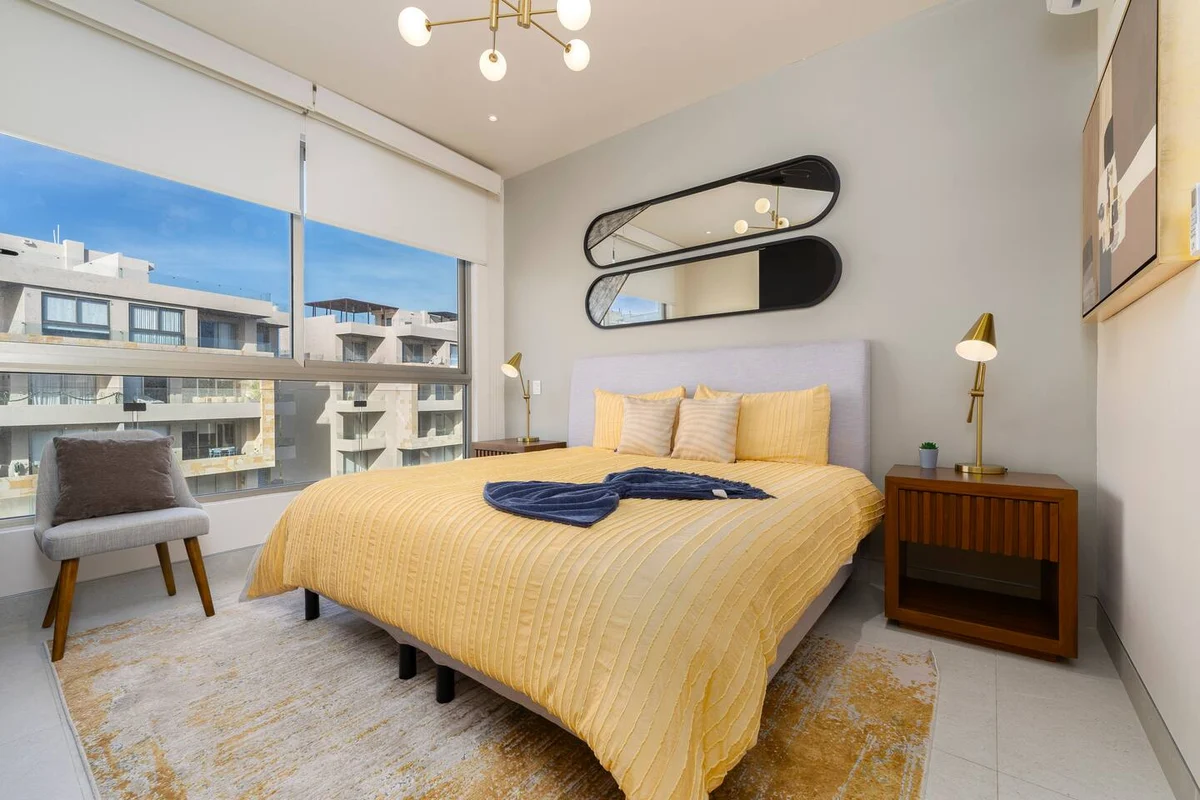 Bedroom 1 image 1