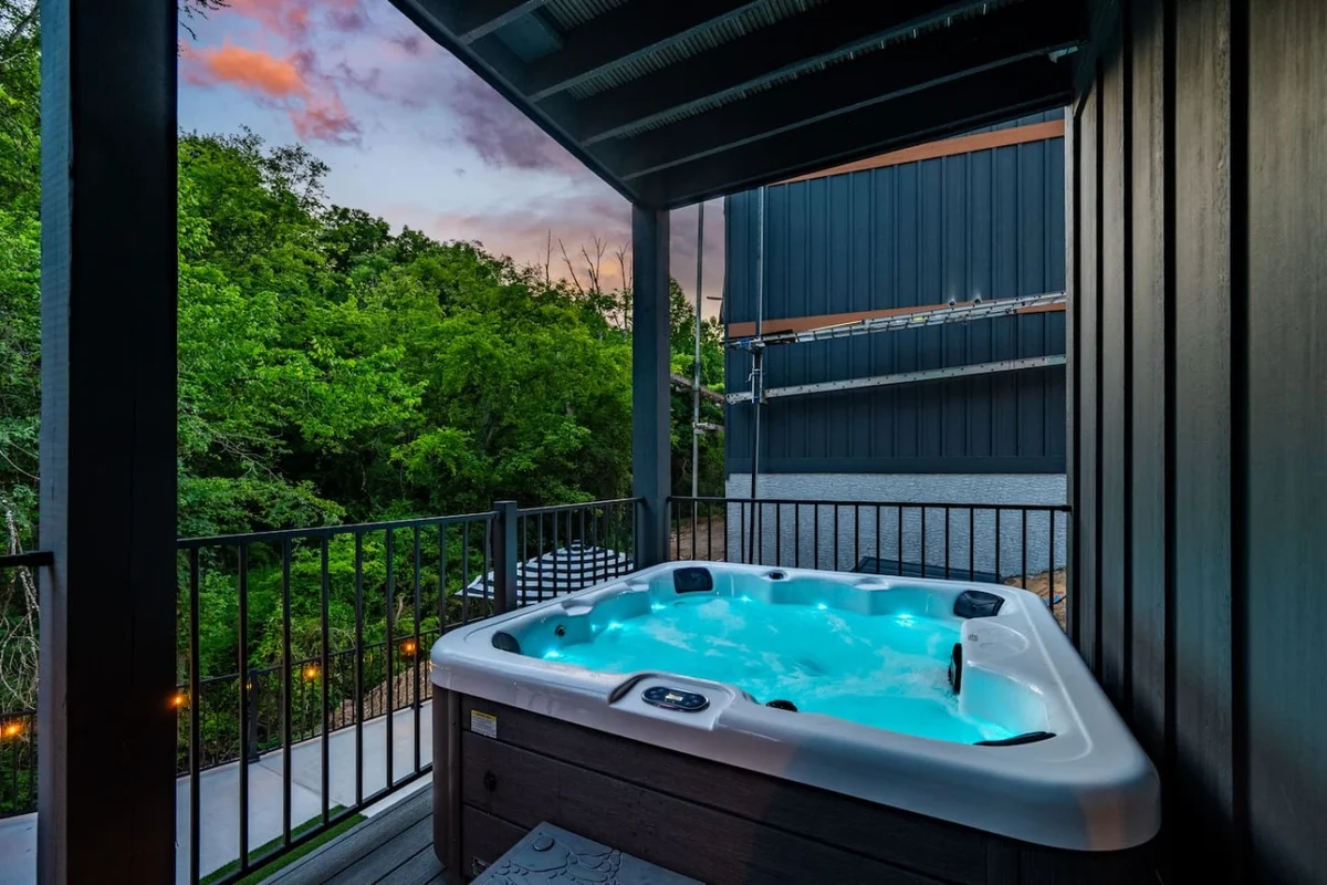 Home in Sevierville property photo 4