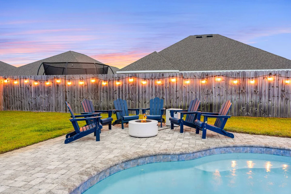 Home in Gulf Breeze property photo 2