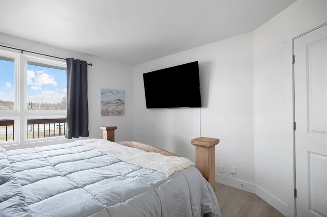 Bedroom 1 image 1