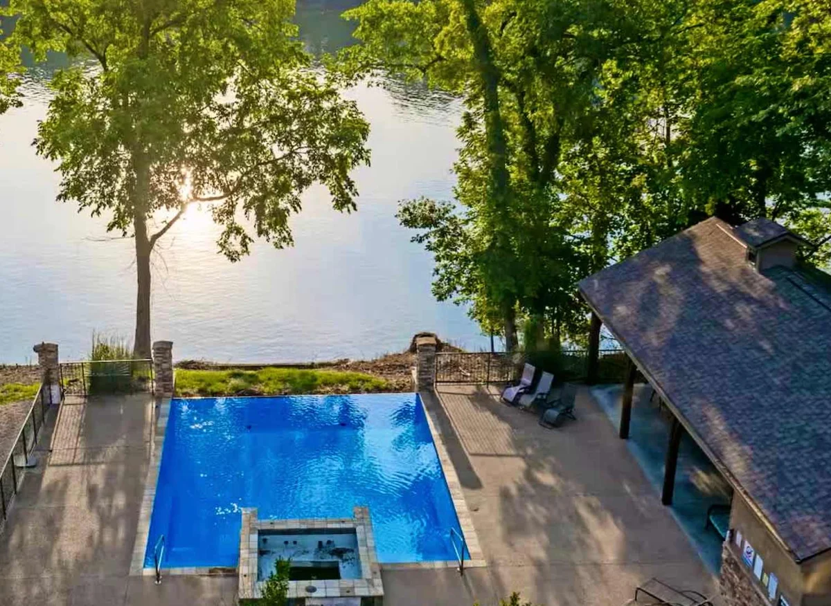 Lake Taneycomo Waterfront, Stunning Views property photo 2