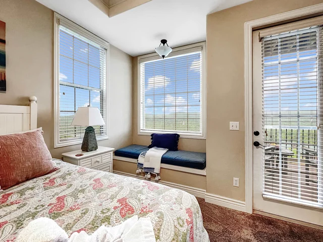 Bedroom 1 image 1