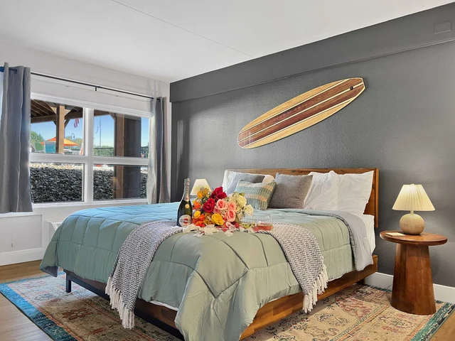 Bedroom 1 image 1
