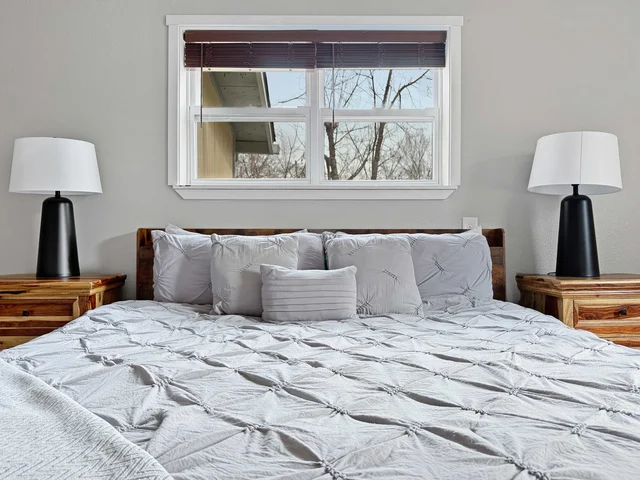 Bedroom 1 image 1