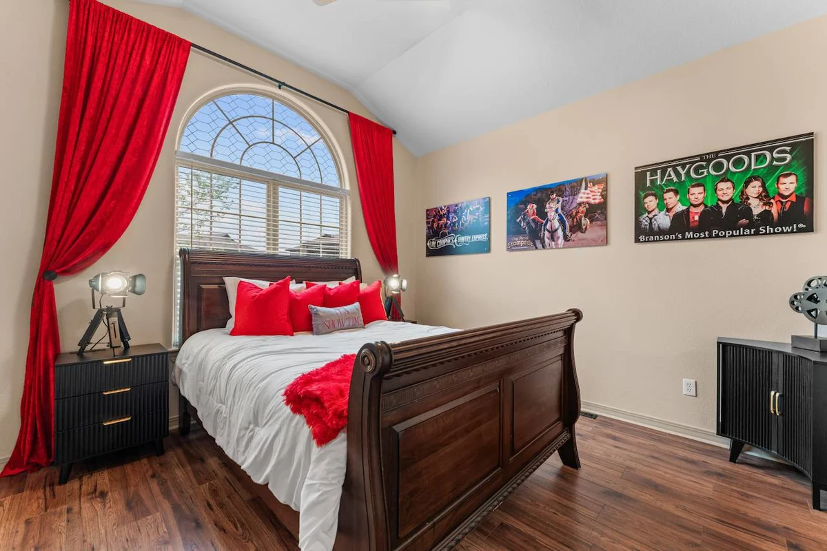 Beautiful, Game Room, Hot Tub, Pools, GOLF property photo 3