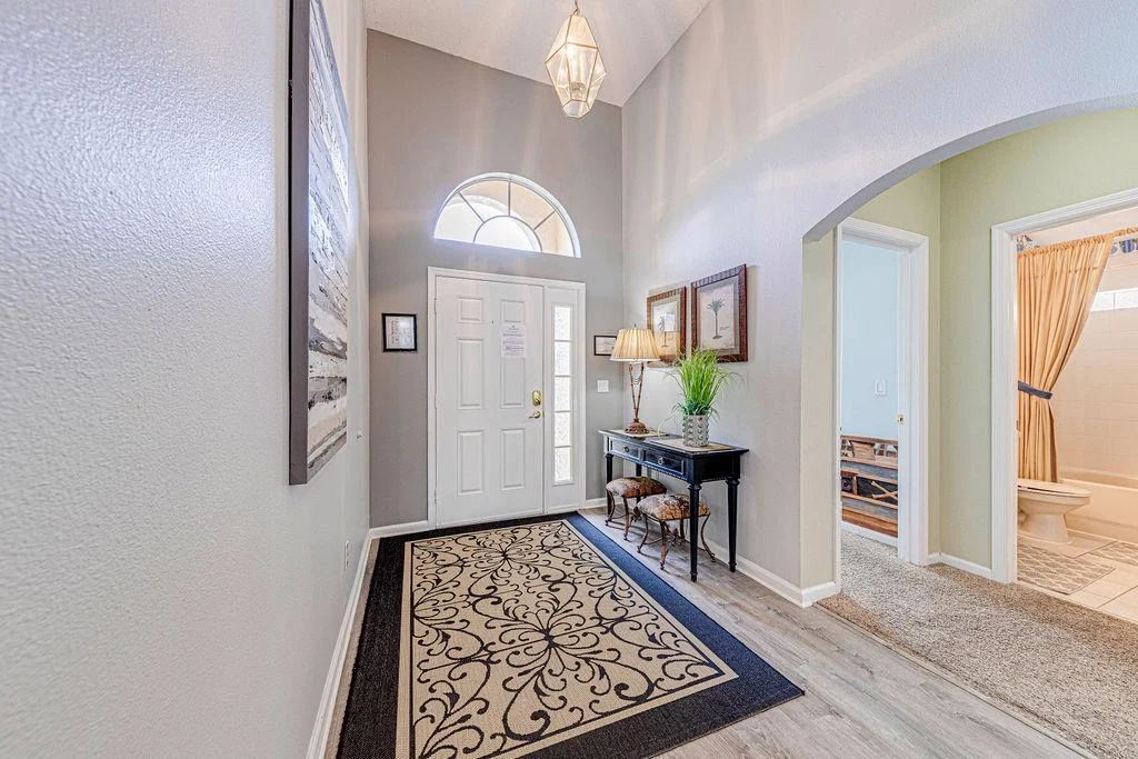 Stunning 3 bed former model home (329656)