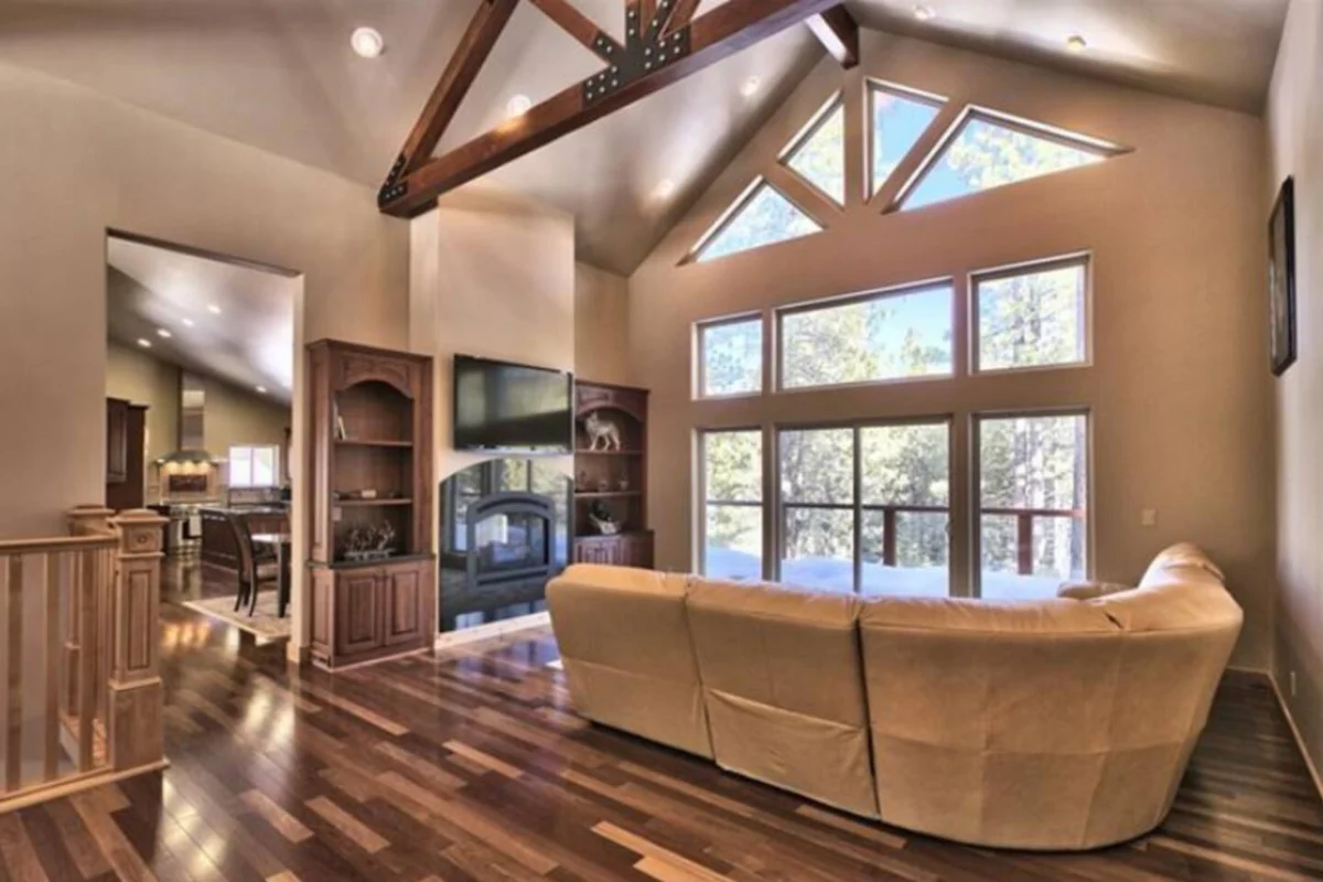Home in South Lake Tahoe property photo 4