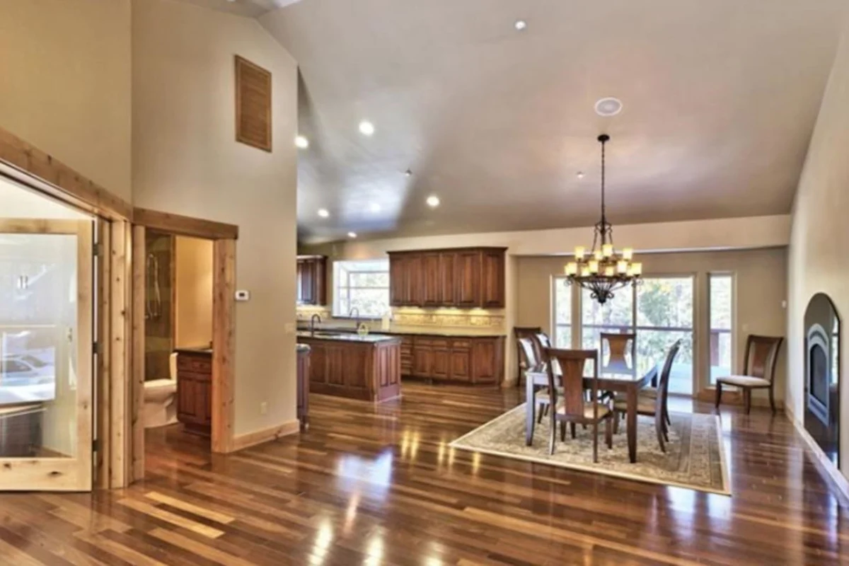 Home in South Lake Tahoe property photo 5