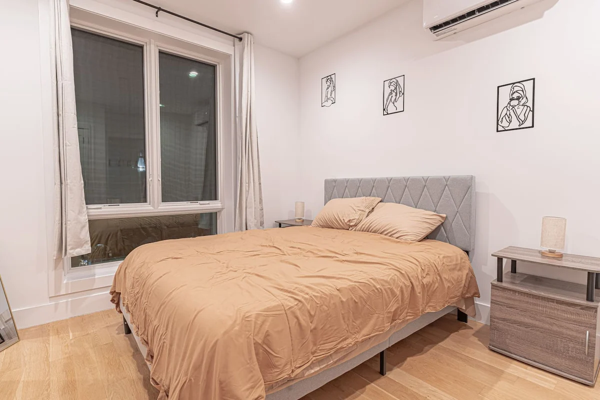 Apartment in Brooklyn property photo 3