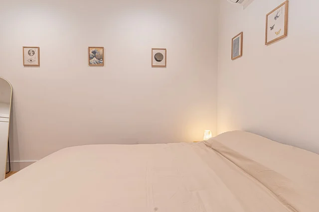 Bedroom 2 image 1