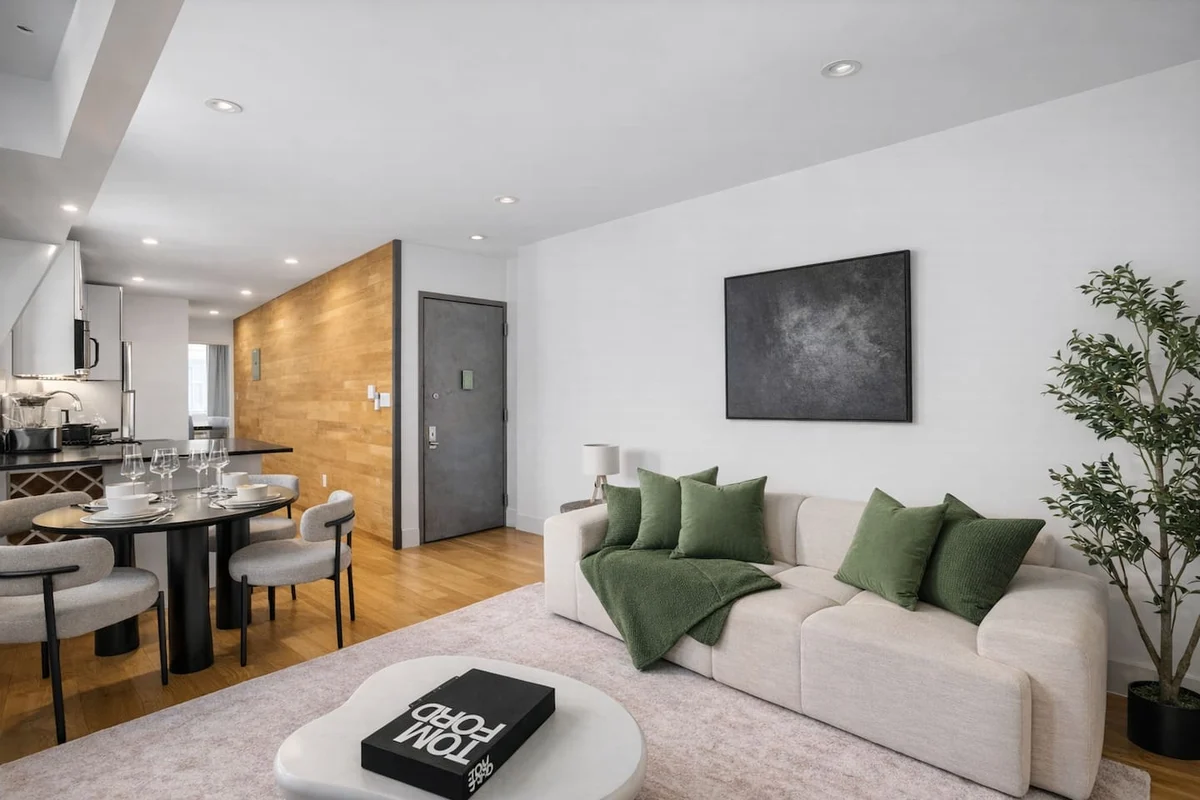 Apartment in New York property photo 3