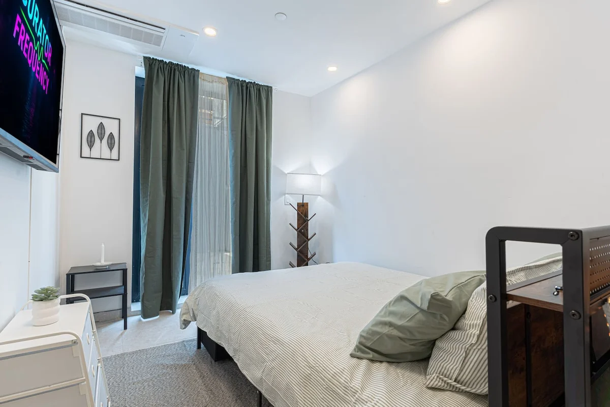 Apartment in Brooklyn property photo 4