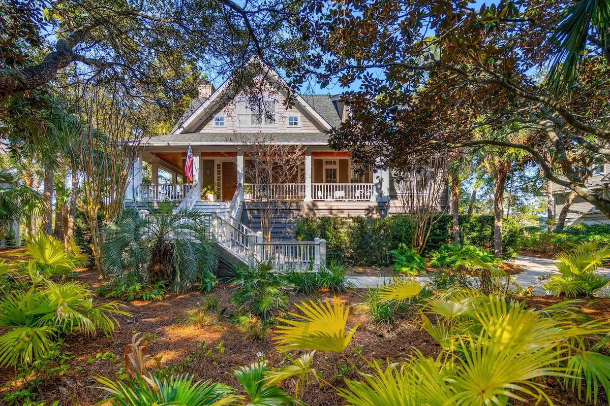 Amazing views, private pool, quiet location property photo 3