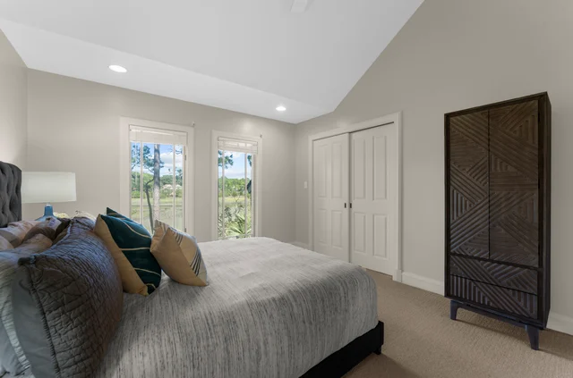 Bedroom 6 image 1