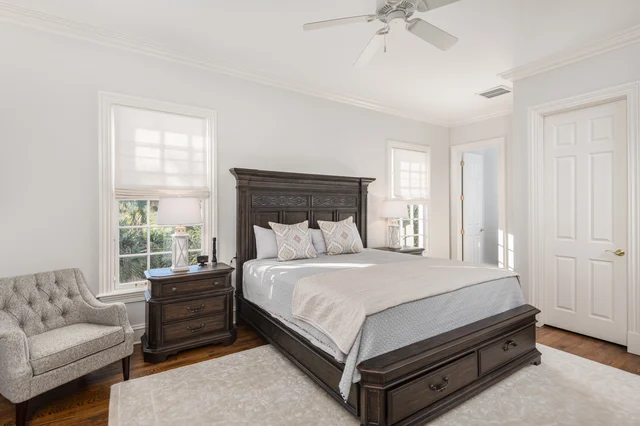 Bedroom 1 image 1
