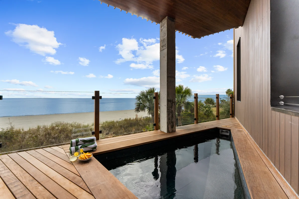 New Construction, Beachfront, Modern, Club access property photo 2