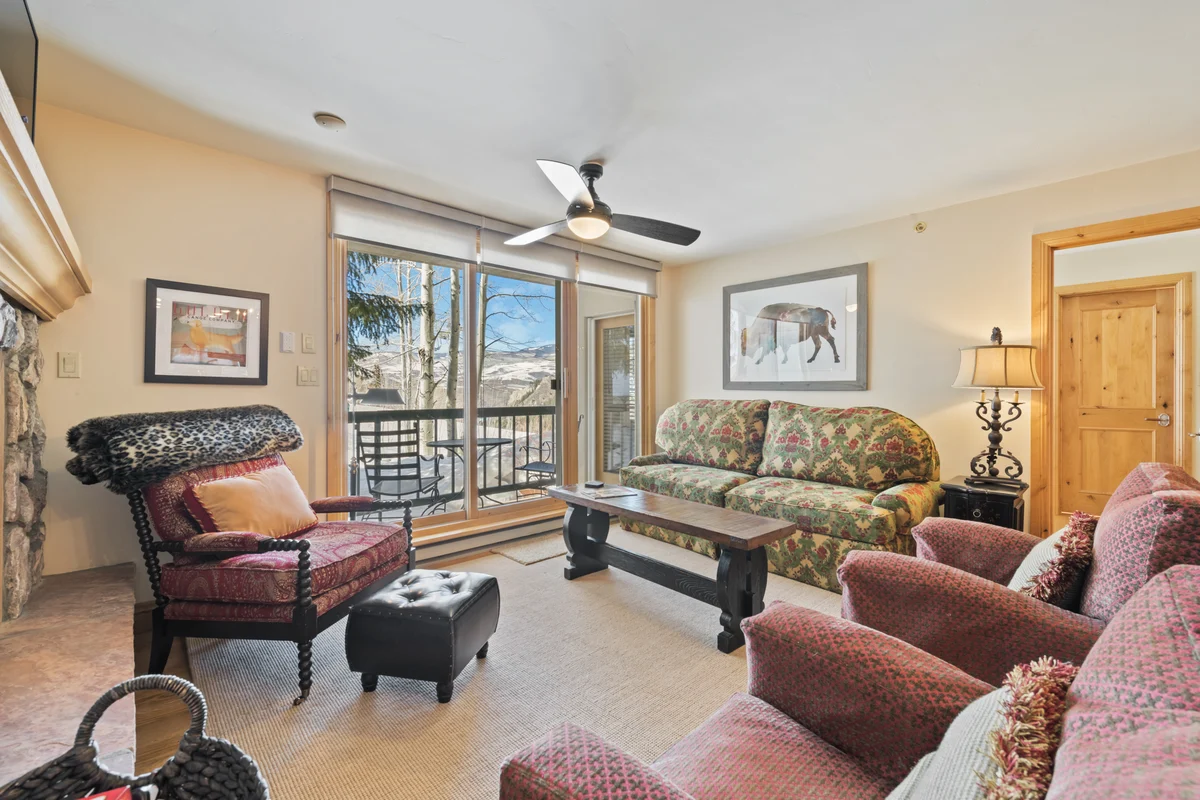 Condo in Beaver Creek property photo 2