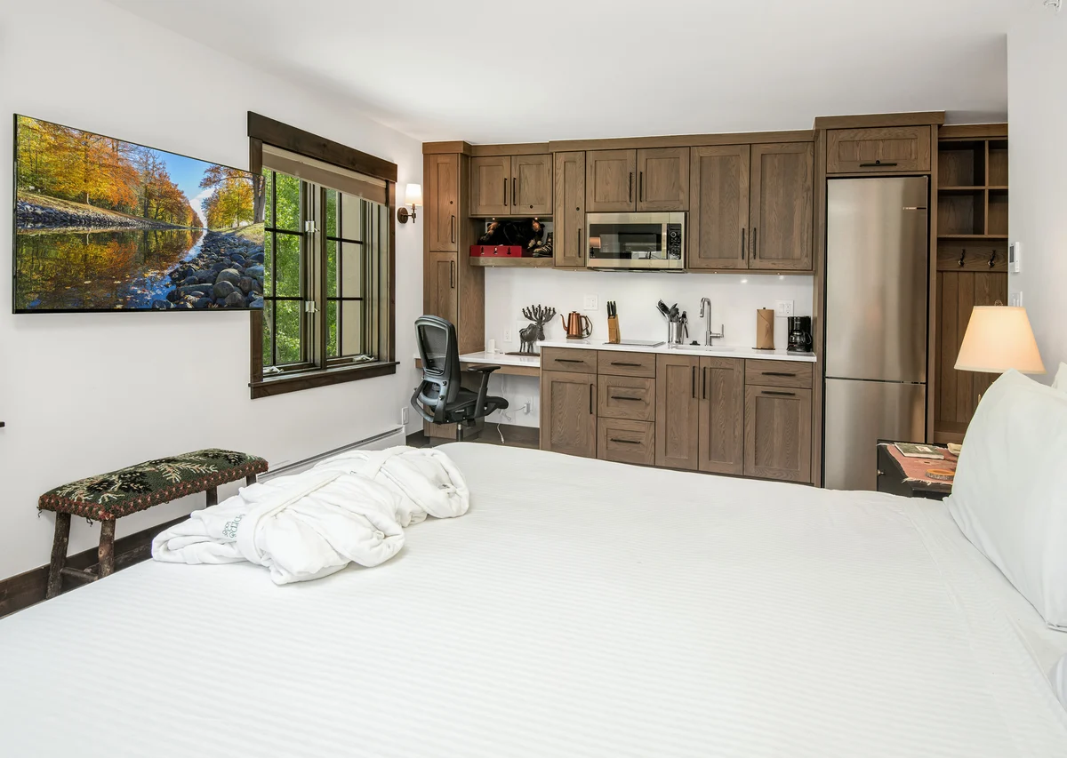 Condo in Beaver Creek property photo 3