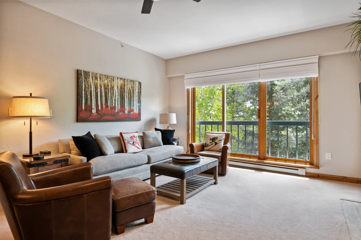 Condo in Beaver Creek property photo 5