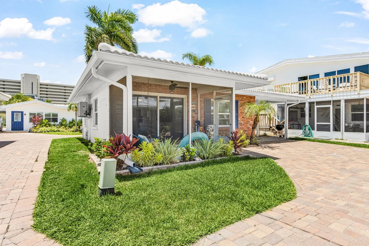 Home in Siesta Key property photo 5