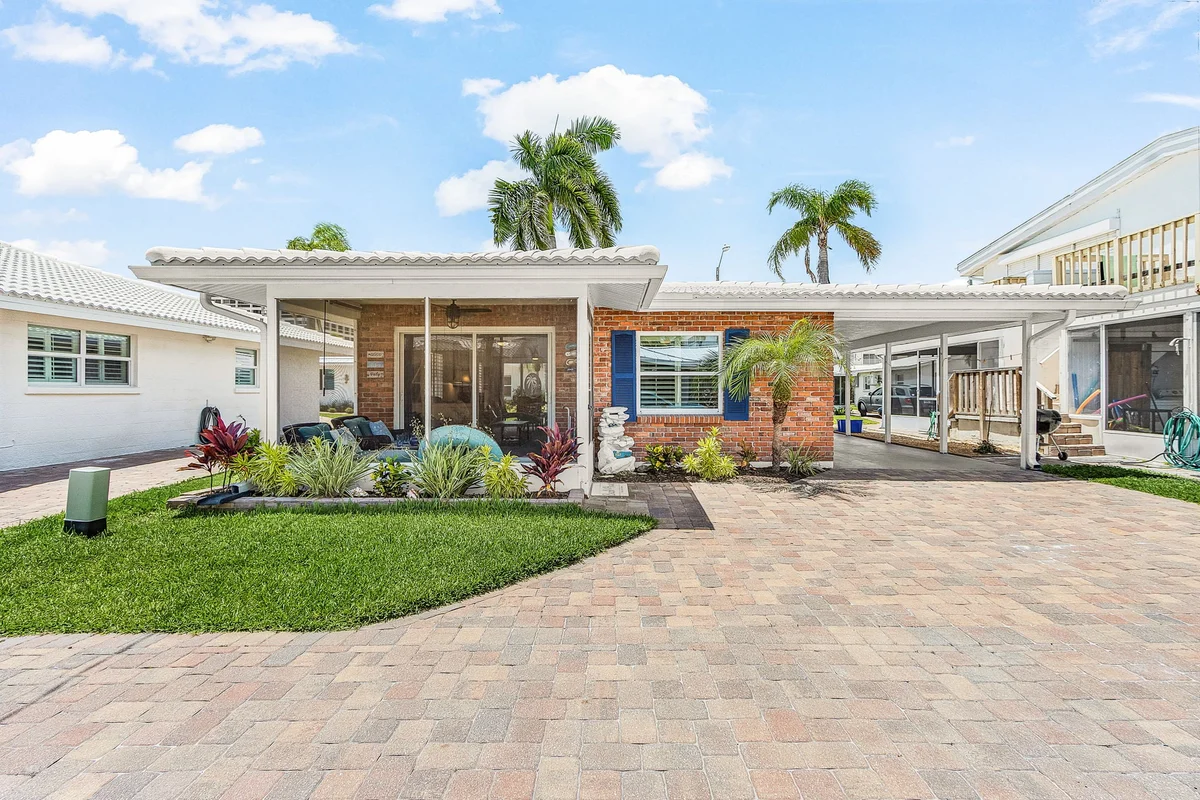 Home in Siesta Key property photo 2