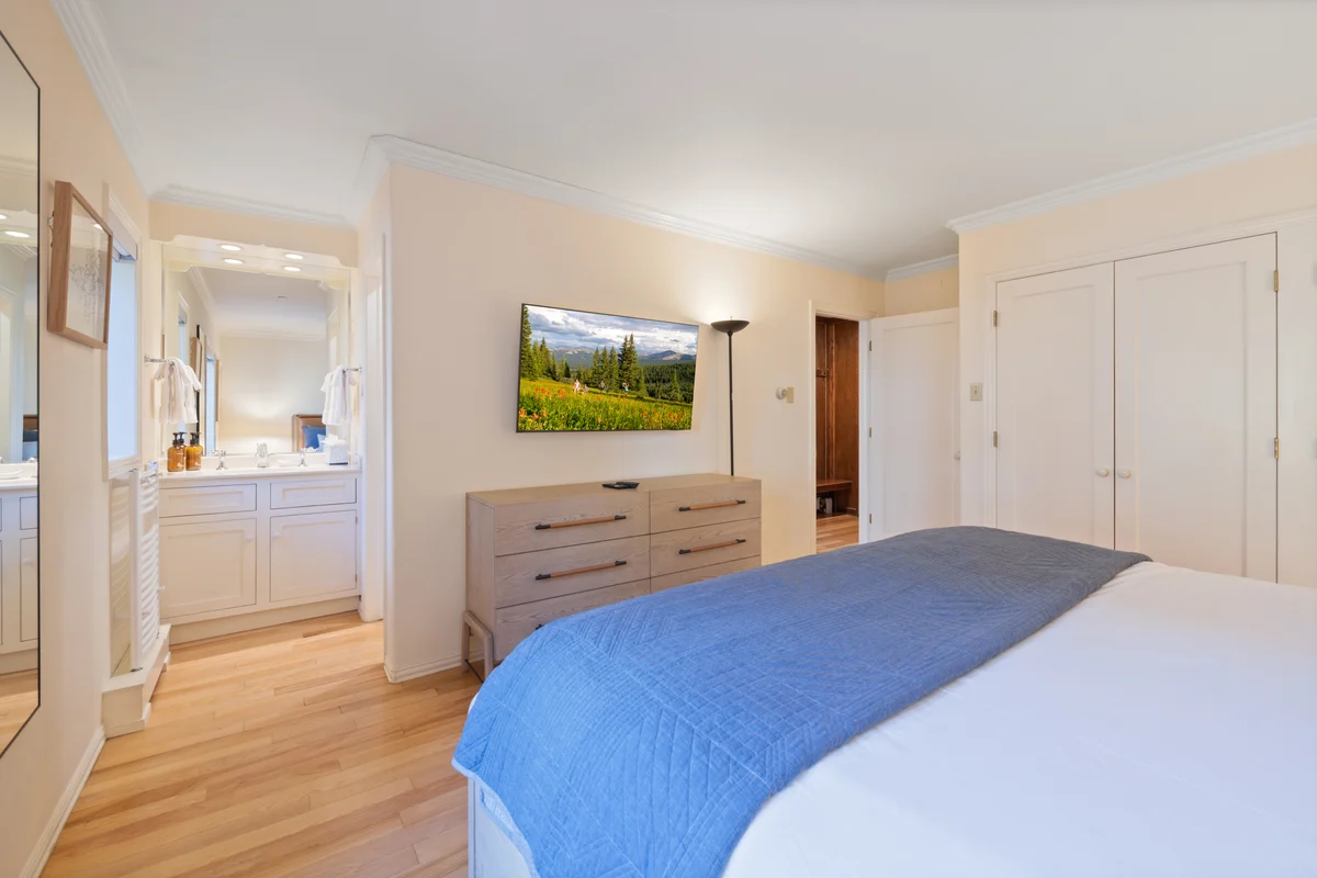 Bedroom 1 image 1