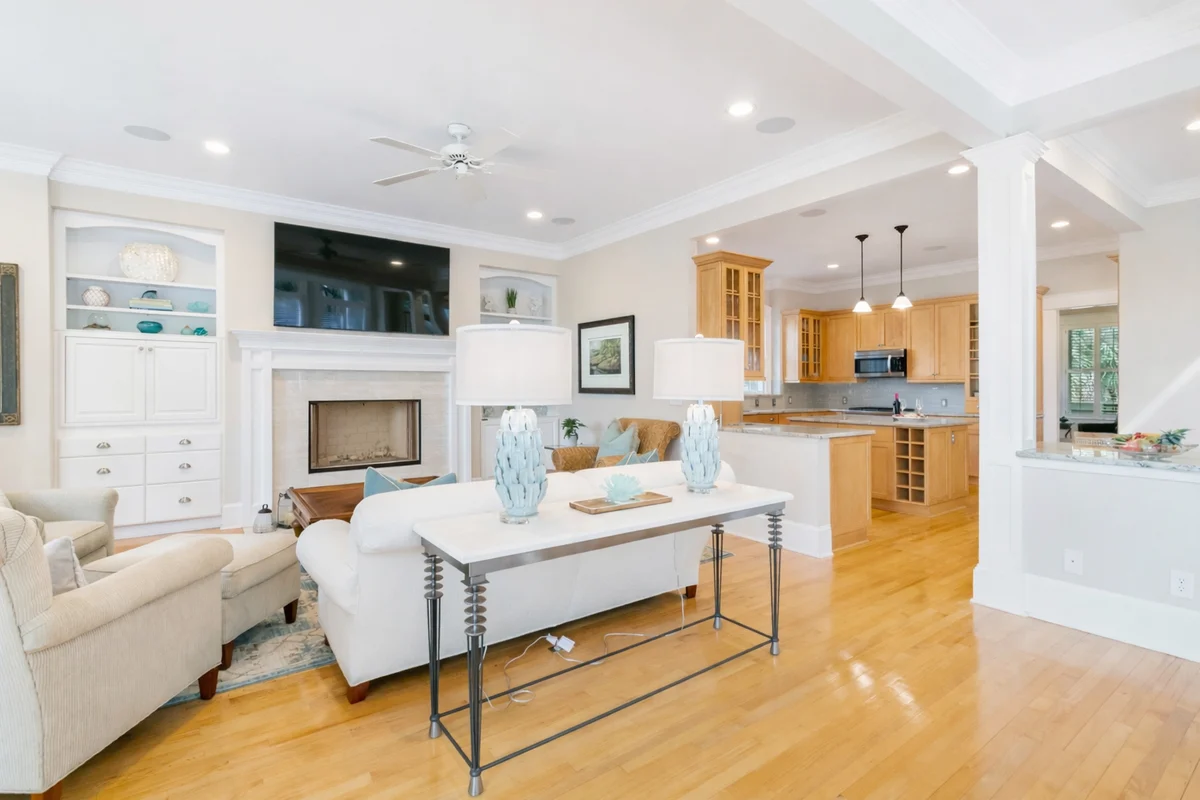 Home in Kiawah Island property photo 2