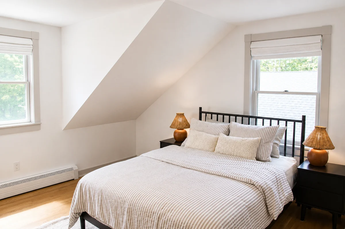 King Bedroom image 1