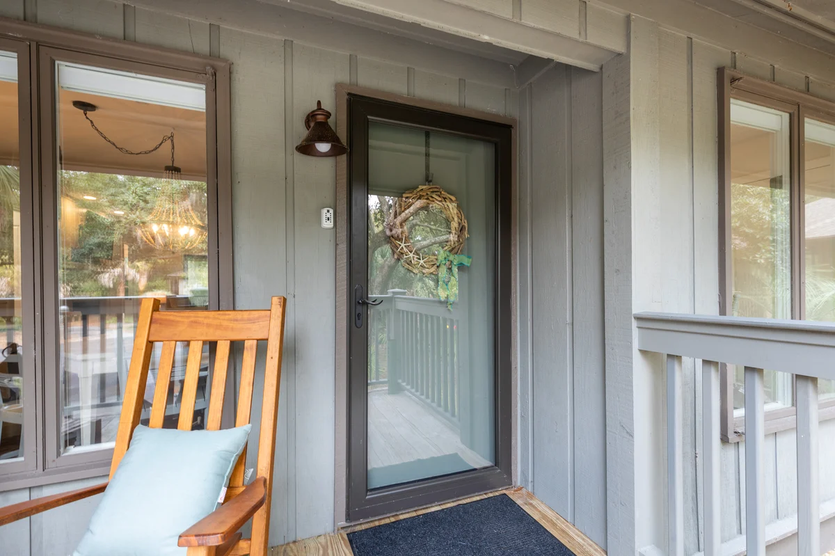 Stunning cottage, central location property photo 5