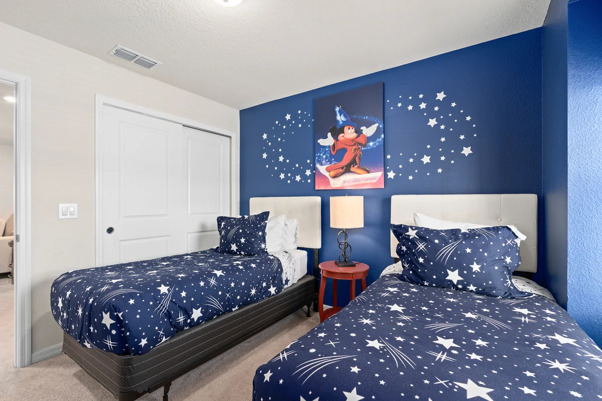 Bedroom 3 image 1