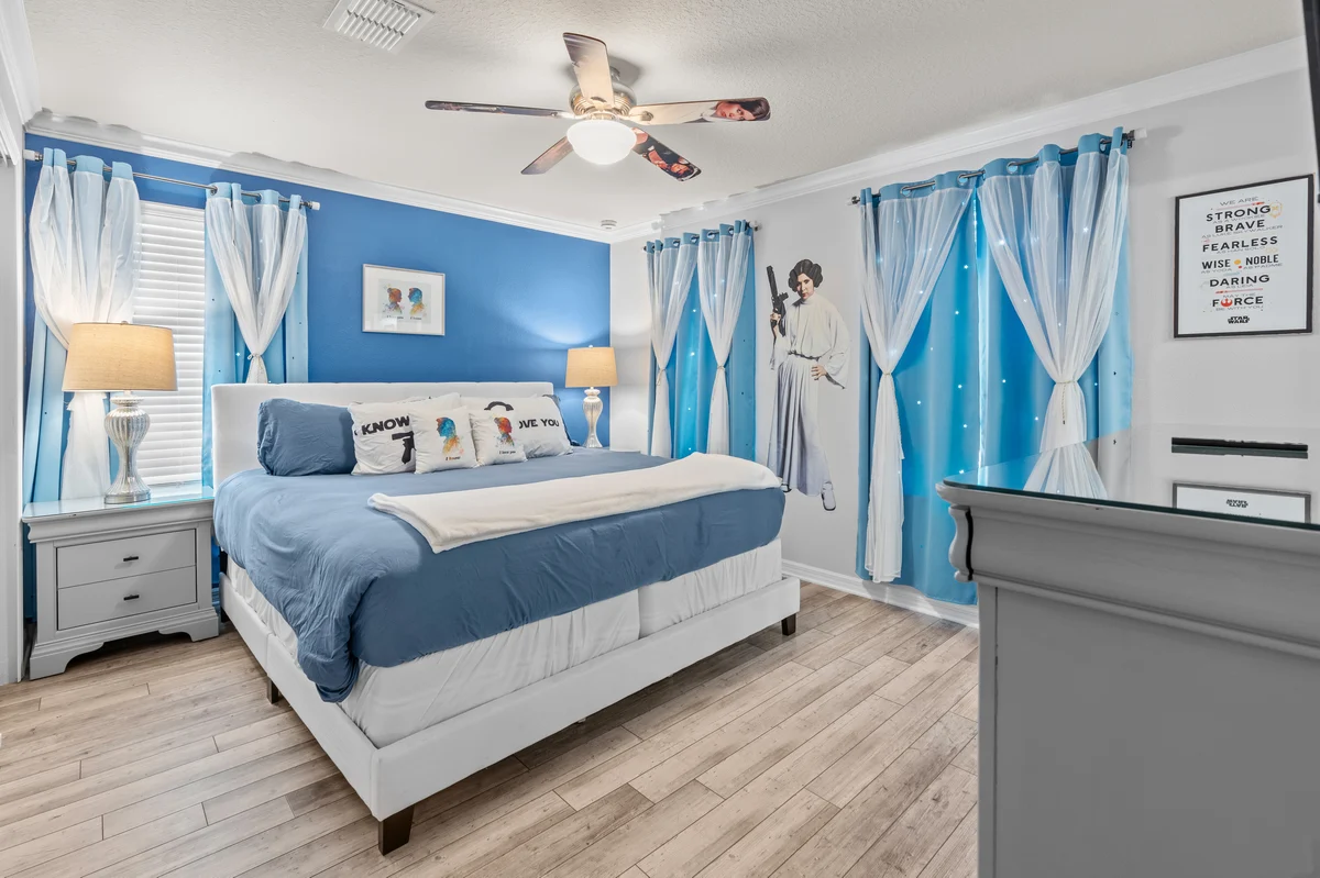 Bedroom 1 image 1