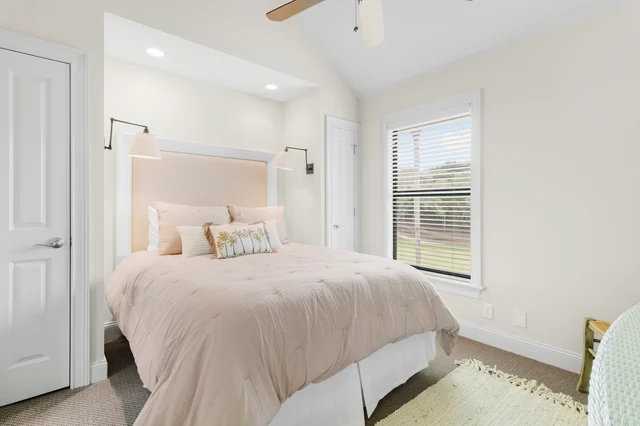 Bedroom 1 image 1