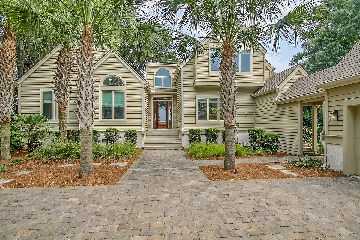 Home in Johns Island property photo 2