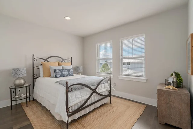 Bedroom image 1