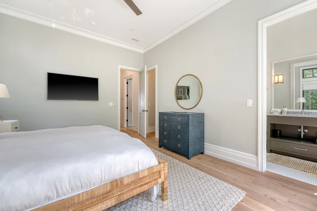 Bedroom 3 image 1