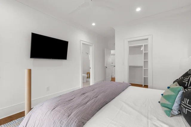 Bedroom 3 image 1